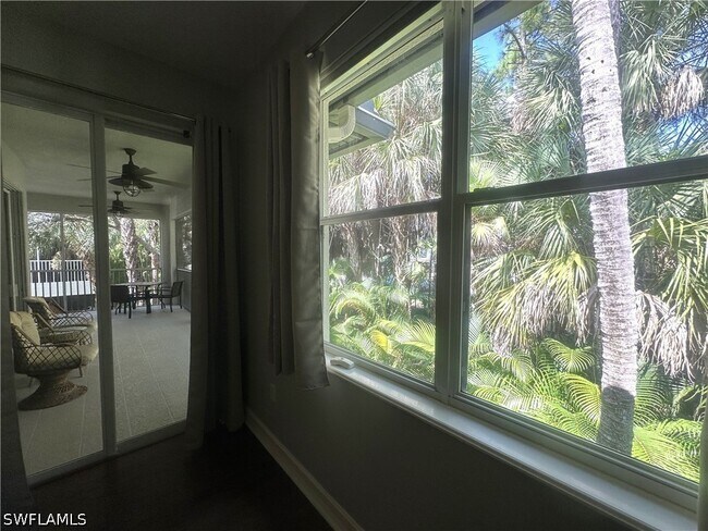 Building Photo - 2004 Tarpon Bay Dr N