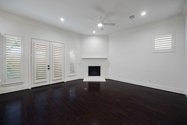 Building Photo - 8213 Cabernet Ln