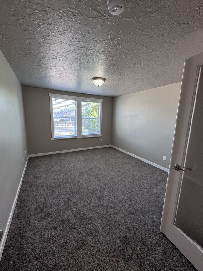 Building Photo - 9543 W Goldenpond Ct