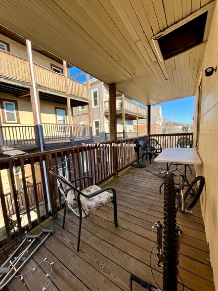 Building Photo - 83 Wensley St