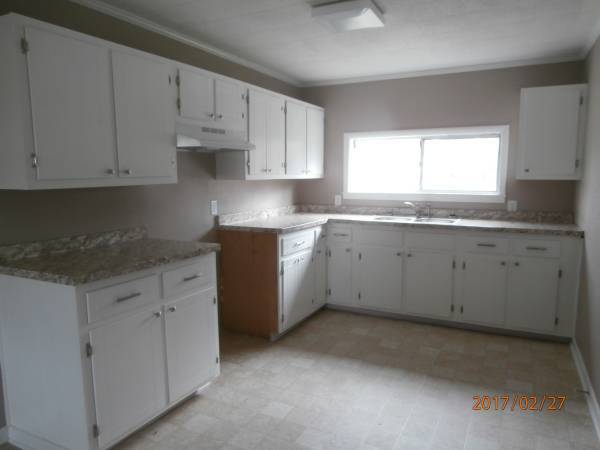 Building Photo - 1105 Reynolds Rd