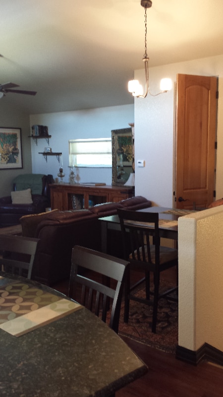 Building Photo - 375 E 13th St