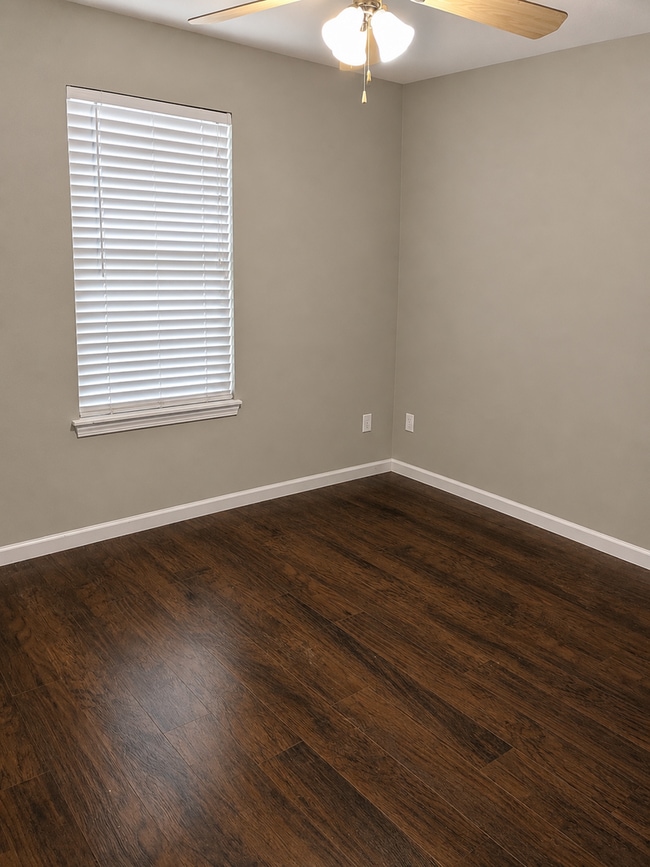 Building Photo - 5102 Hatteras Dr
