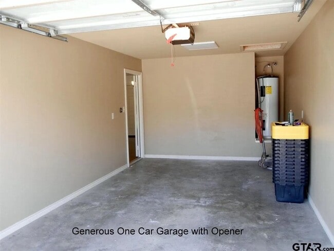 Building Photo - 13363 Country Meadow Ln