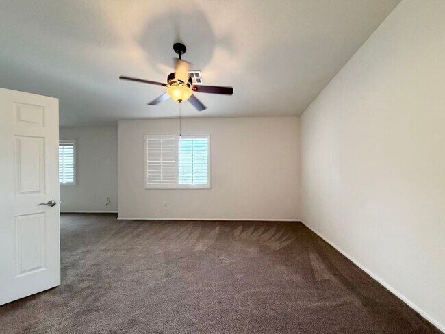 Building Photo - 11257 Playa Caribe Ave