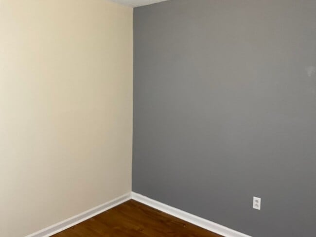 Building Photo - Home with 3 Bedrooms, 2 Baths & Single Attached Garage in Catawba NC