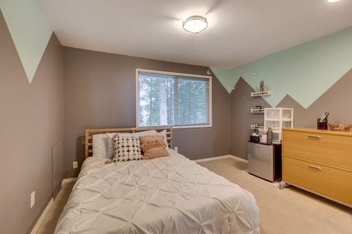 Building Photo - Charming Lynnwood/Bothell area Home For Rent with large 1/2 acre lot Available June!