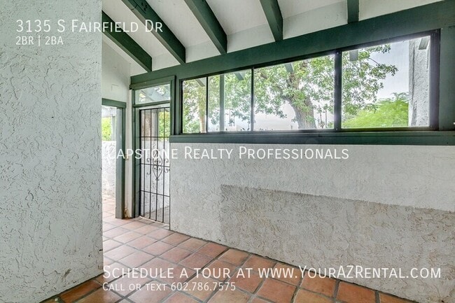 Building Photo - 3135 S Fairfield Dr