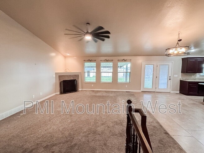 Building Photo - 2241 W 2475 N