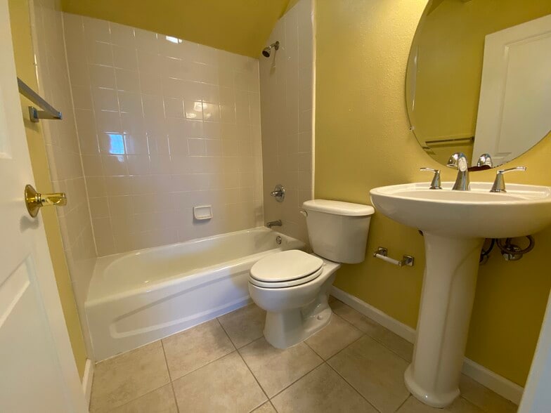 Building Photo - 3765 Finnian Way