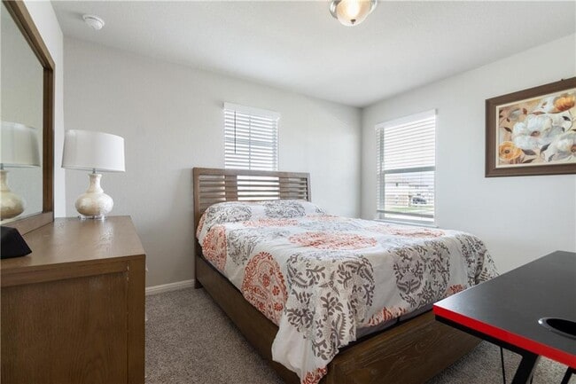 Building Photo - 213 Bremen St