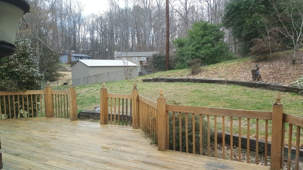 Building Photo - 39 Liberty Cir
