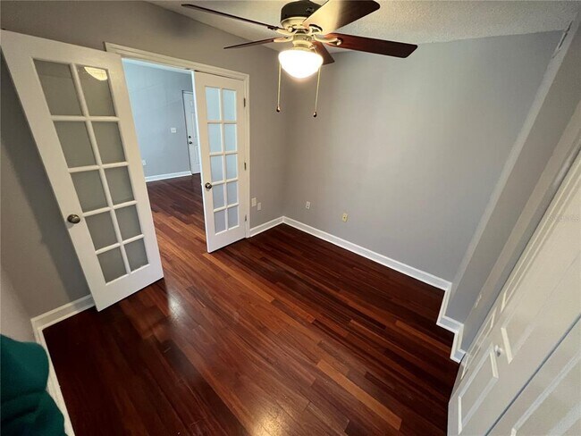 Building Photo - 2035 Dixie Belle Dr