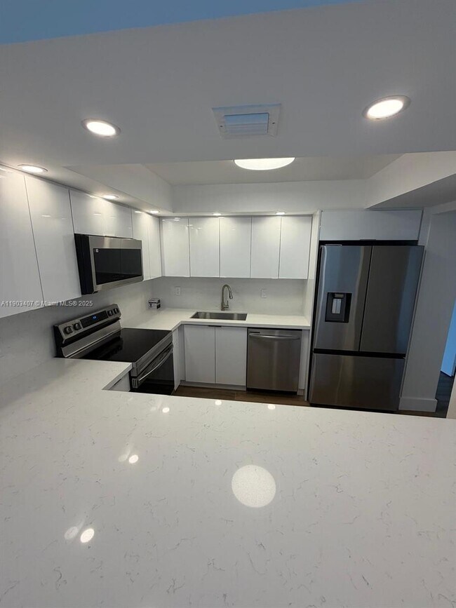 Building Photo - 701 Three Islands Boulevard