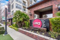 Building Photo - LINQ Midtown