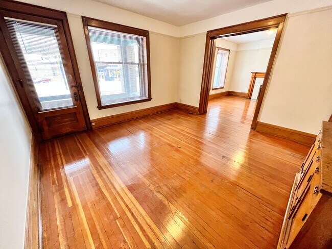 IMG_1088 - Cross Apartments