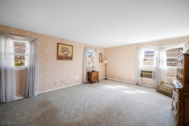 Building Photo - 204 Tryon Pl