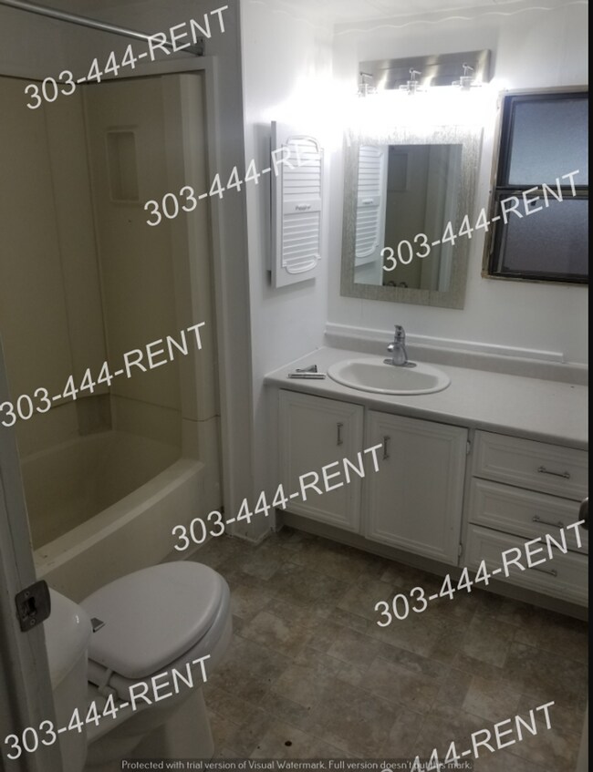 Building Photo - 2 bedroom 2 bath in Thornton