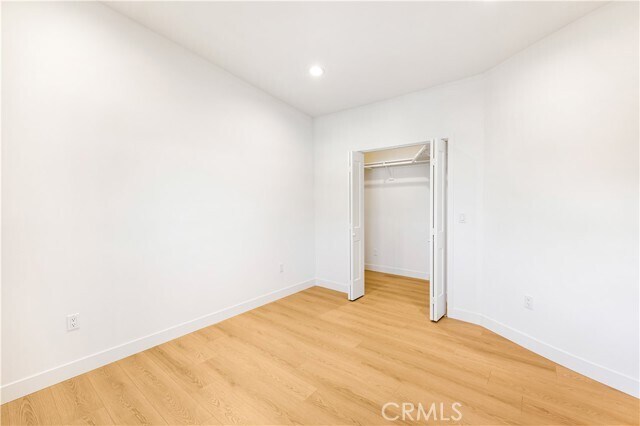 Building Photo - 4040 Somers Ave