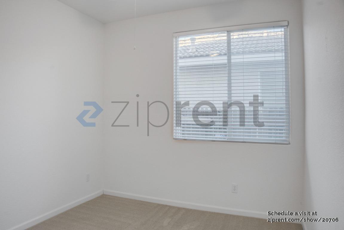 Building Photo - 1834 Zurlo Way