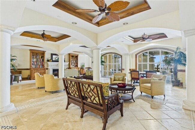 Building Photo - 2825 Palm Beach Blvd