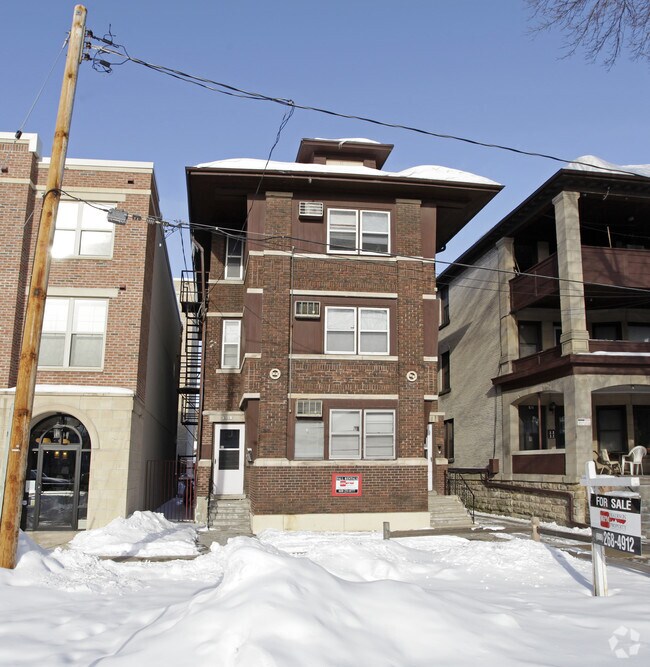 Building Photo - 528-530 W Washington Ave