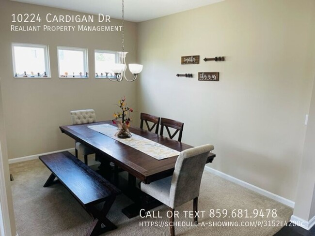 Building Photo - 10224 Cardigan Dr