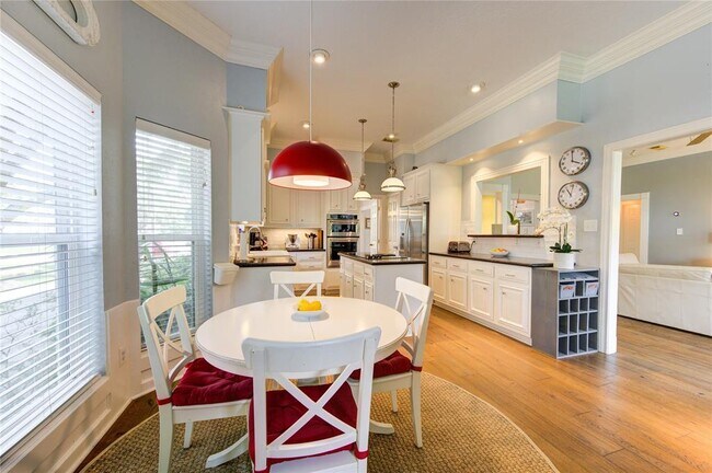 Building Photo - 5222 Summer Snow Dr