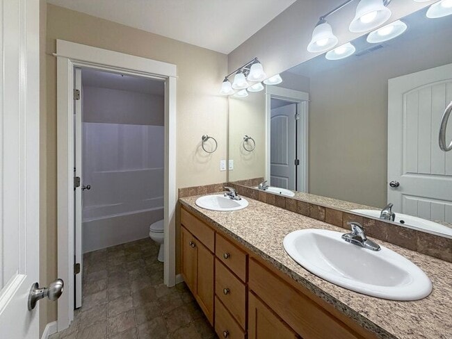 Building Photo - 5518 Tribute Way