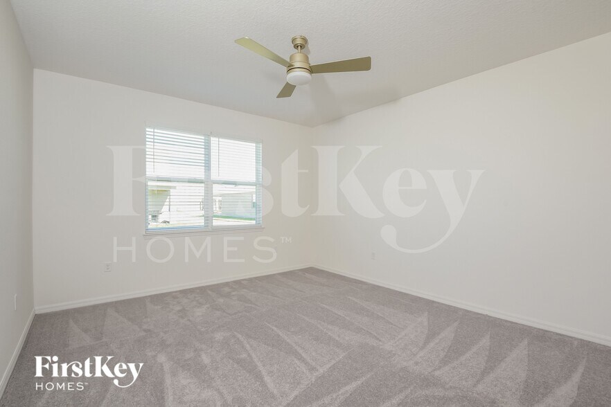 Building Photo - 1234 Ponca Rd