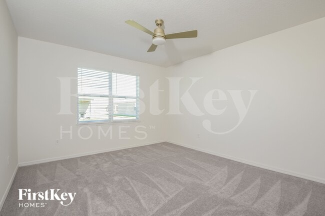 Building Photo - 1234 Ponca Rd