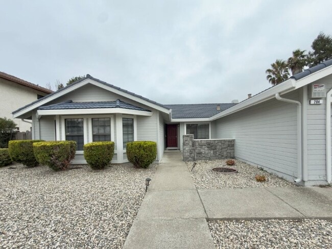 Building Photo - 204 Ashby Pl