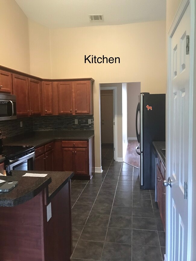 Building Photo - 14870 E Shadow Creek Dr