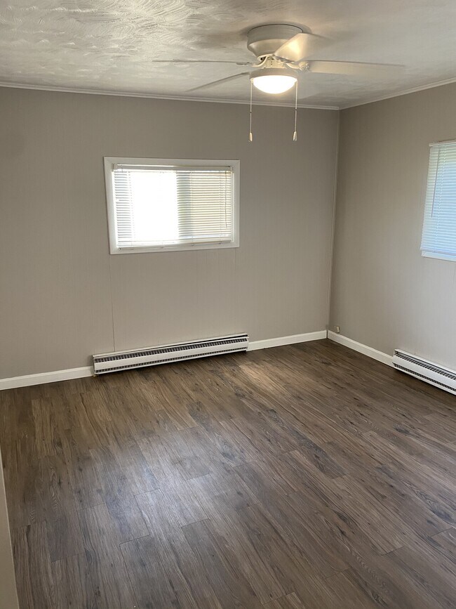 Building Photo - Huntington Hill Apartments