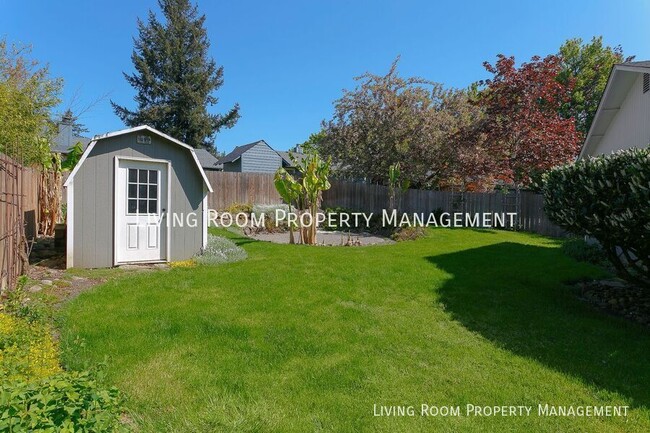 Building Photo - 2012 SE 138th Ct