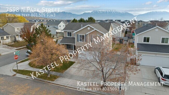 Building Photo - 7598 N Park St