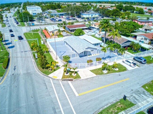 Building Photo - 11631 SW 179th Terrace