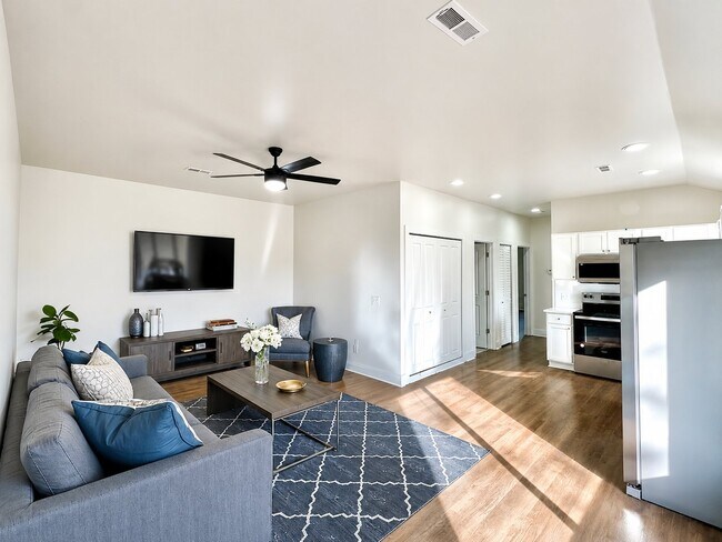 Building Photo - 2761 Gady Pines Dr