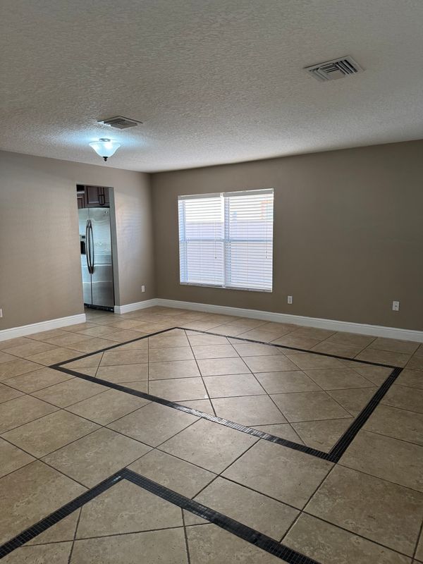 Building Photo - 15206 Perdido Dr