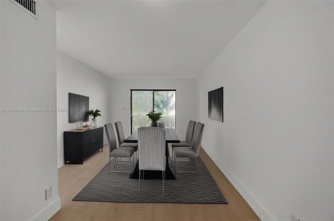 Building Photo - 4198 Lakeside Dr