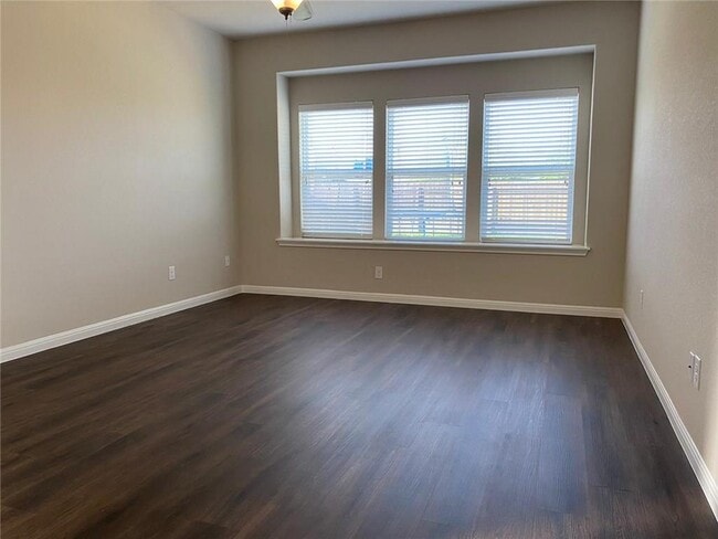 Building Photo - 159 Plantain Dr