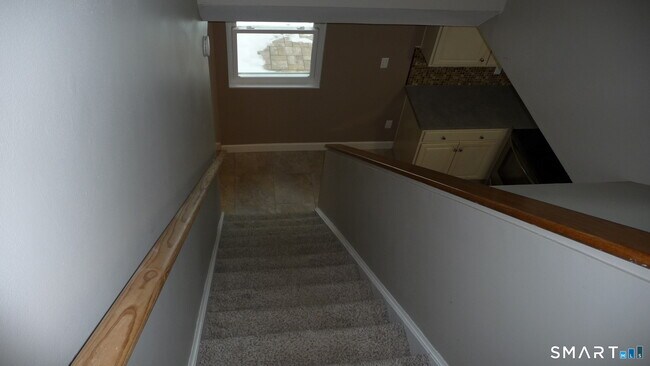 Building Photo - 11 Little River Ln