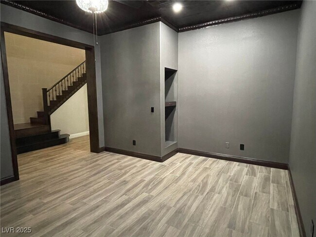 Building Photo - 3183 Palazzo Reale Ave