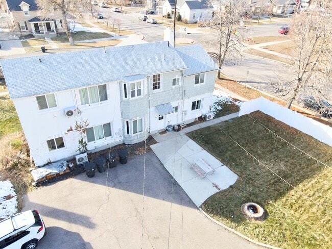 Building Photo - 184 N 200 E