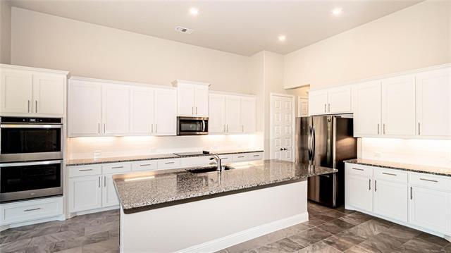 Building Photo - 6111 Starr Dr.