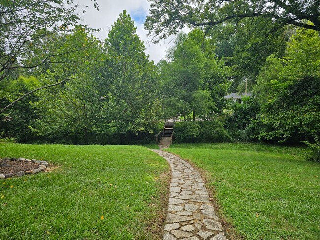 Building Photo - 1 bedroom apartment fully furnished