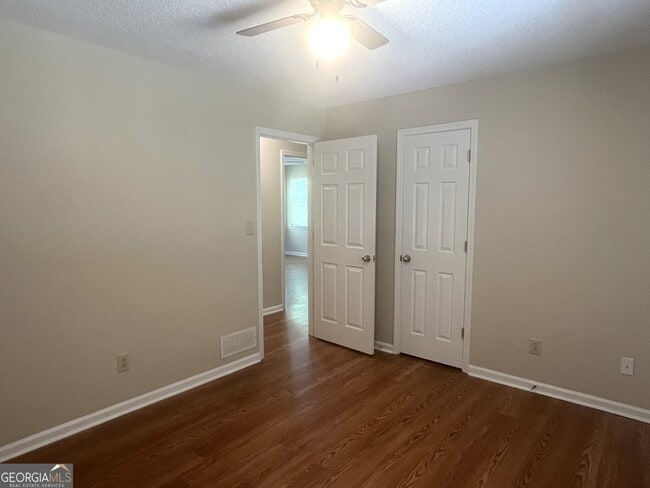 Building Photo - 217 Briarpatch Ct