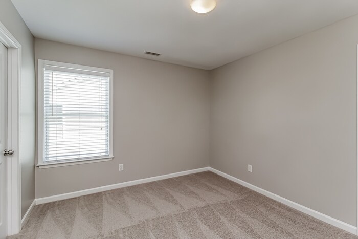 Building Photo - 6114 Salamander Run Ln