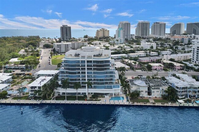 Building Photo - 715 Bayshore Dr