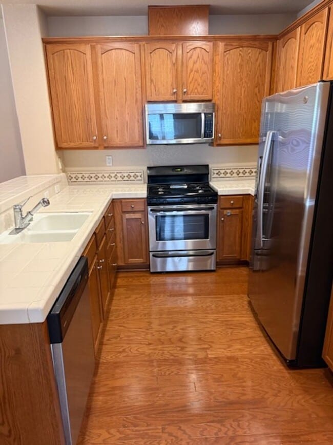 Building Photo - Gorgeous Natomas Condo